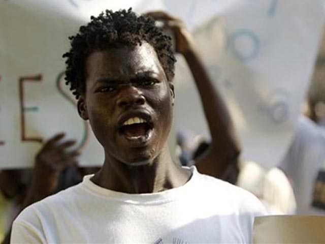 В Судане проходят масштабные акции протеста против повышения цен на бензин