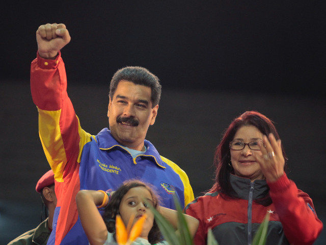 Президент Венесуэлы Николас Мадуро был вынужден отказаться от поездки в Нью-Йорк, где он должен был выступить на сессии Генассамблеи ООН, потому, что против него готовились провокации