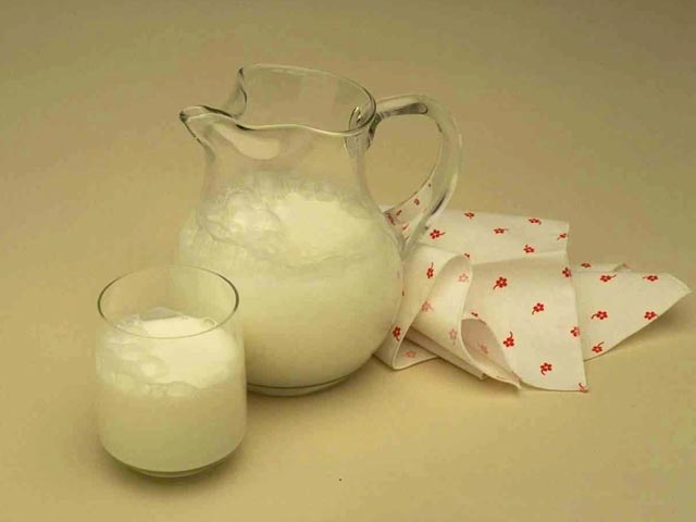 Минск отвергает обвинения в реэкспорте в Россию молочных продуктов из третьих стран