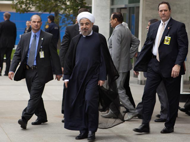 Президент Ирана Хасан Рухани надеется, что разрешить иранскую ядерную проблему удастся в очень короткий период времени, об этом он сообщил в пятницу журналистам в Нью-Йорке