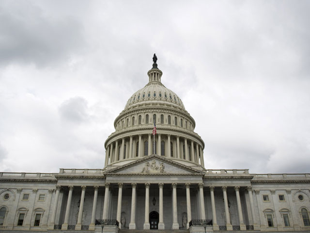 Конгресс США грозит закрыть правительство