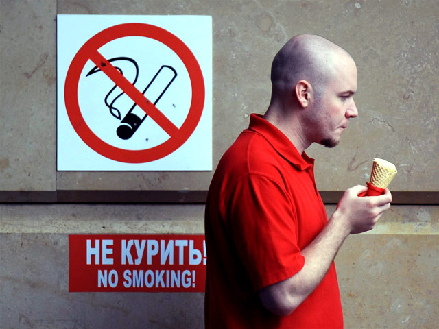 Антитабачный закон "Об ограничении курения", который вступил в силу 1 июня, будет отправлен на доработку