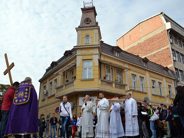 С 4 по 9 октября в Белграде, Нише и в столице Черногории Подгорице состоятся заключительные торжества по случаю 1700-летия Миланского эдикта, легализовавшего христианство в Римской империи