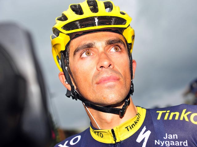Велогонщик Контадор согласился на уменьшение зарплаты ради выживания команды