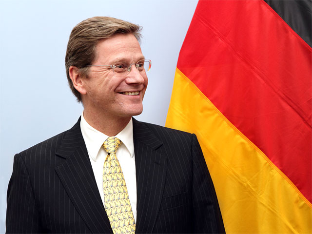 Министр иностранных дел ФРГ Гидо Вестервелле исключил возможность участия Германии в урегулировании сирийского конфликта в качестве посредника