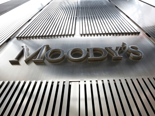 Агентство Moody's 4 октября понизило долгосрочный рейтинг банка "Русский стандарт" с Ba3 до B2 ("стабильный") и пересмотрело прогноз рейтинга ХКФ-банка со "стабильного" на "негативный"
