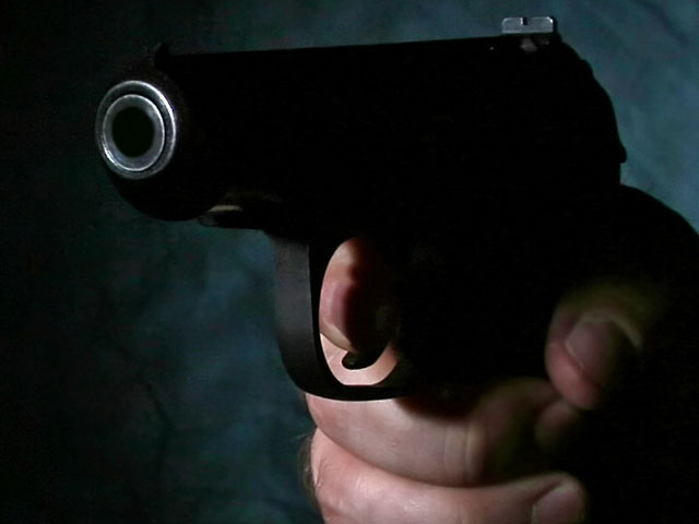 В Новосибирске ищут мужчину, выстрелившего в глаз посетителю кафе