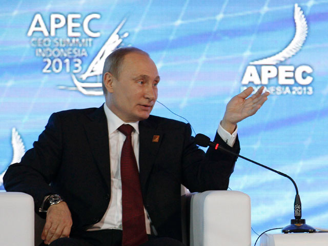 Путин на саммите АТЭС пожелал США выйти из кризиса и поддержал решение Обамы не ехать на форум
