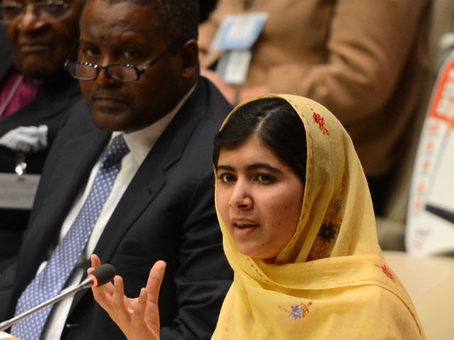 Пакистанское движение "Талибан" пообещало совершить новое покушение на школьницу Малалу Юсуфзай, едва не убитую ими за защиту женского образования