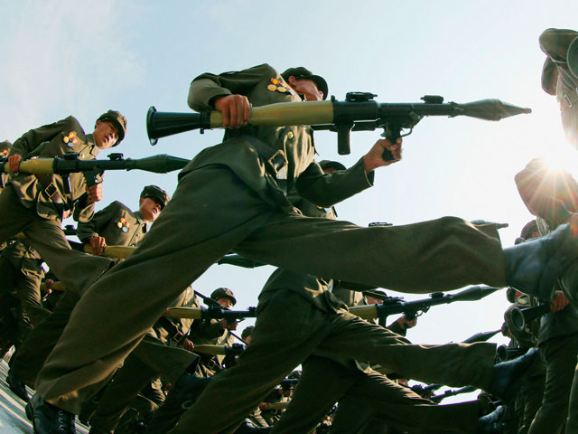 Армия КНДР приведена в состояние повышенной готовности атаковать "американских и японских агрессоров и их марионеток"
