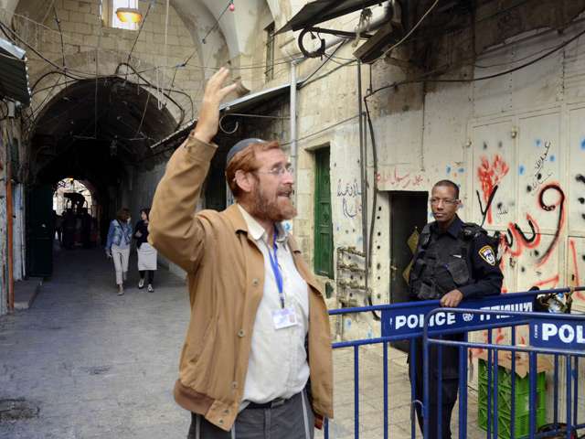 Христиане Святой Земли провели накануне в Иерусалиме импровизированную демонстрацию, чтобы выразить протест против серии случаев осквернения христианских храмов иудейскими радикалами