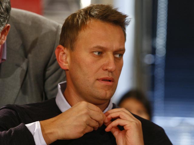 Навальный вступает в свою партию "Народный альянс", которая в третий раз пытается зарегистрироваться