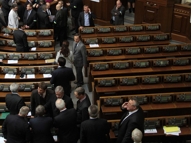 Заседание парламента Украины (Верховной Рады) в пятницу оказалось сорвано из-за демарша националистов