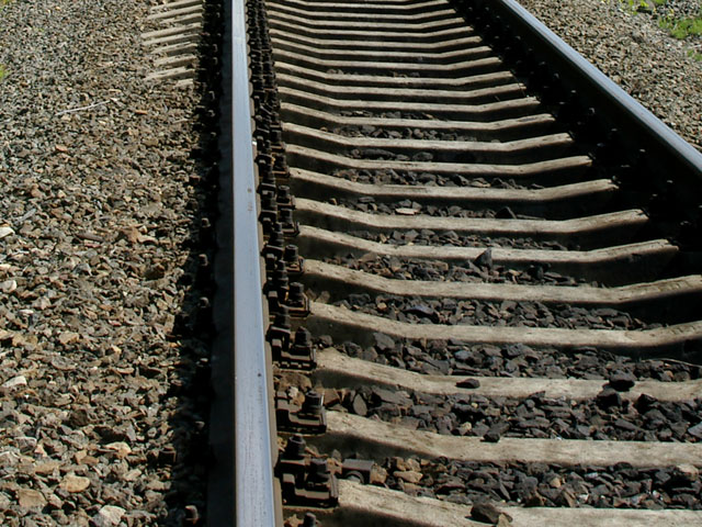 Взрывное устройство обнаружено на железнодорожном полотне в Дагестане в районе переезда Махачкала - Тарки