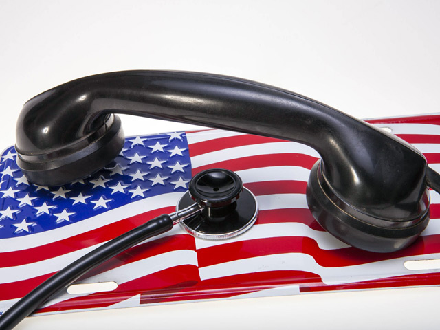 Федеральный суд США разрешил Агентству национальной безопасности (АНБ) продолжать вести необходимый сбор информации о телефонных звонках американцев