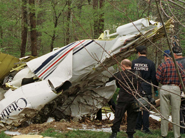 Небольшой самолет разбился в американском штате Вирджиния, погибли четыре человека, находившиеся на его борту