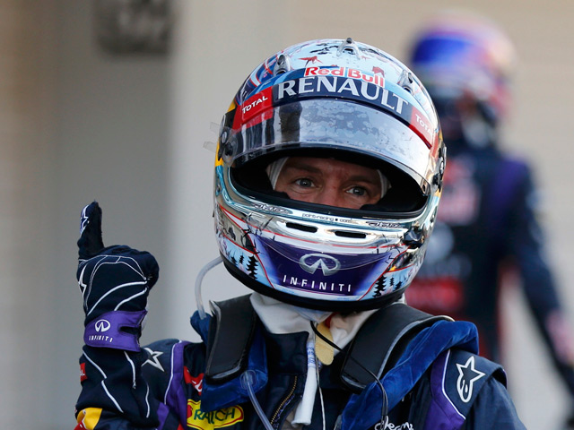 Пилот команды "Ред Булл" Себастьян Феттель выиграл Гран-при Японии, одержав пятую подряд победу на этапах чемпионата "Формулы-1"