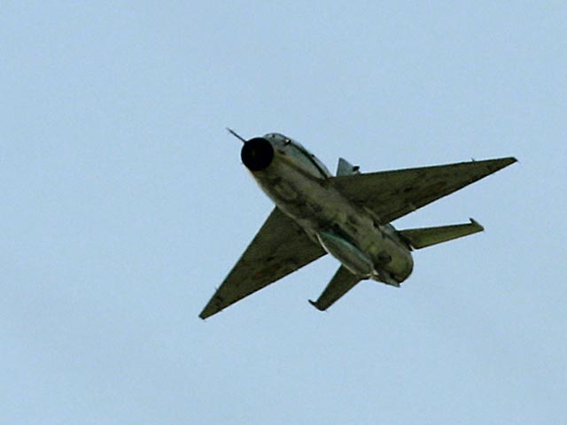 В Египте в районе города Луксор упал самолет египетских ВВС МиГ-21, выполнявший тренировочное полет