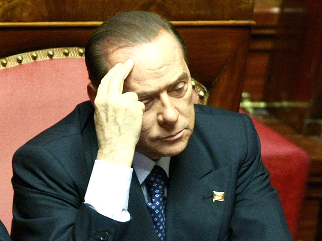 Бывший премьер-министр Италии Сильвио Берлускони прокомментировал ситуацию с расколом партии "Народ свободы", а также рассказал о предполагаемом исходе ведущихся в отношении него судебных процессов