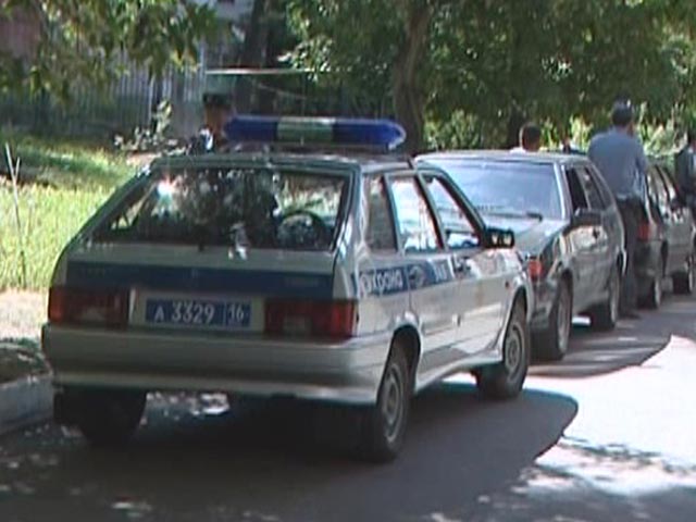 В Казани арестант, которого везли из суда без конвоя и наручников, сбежал во время остановки на светофоре