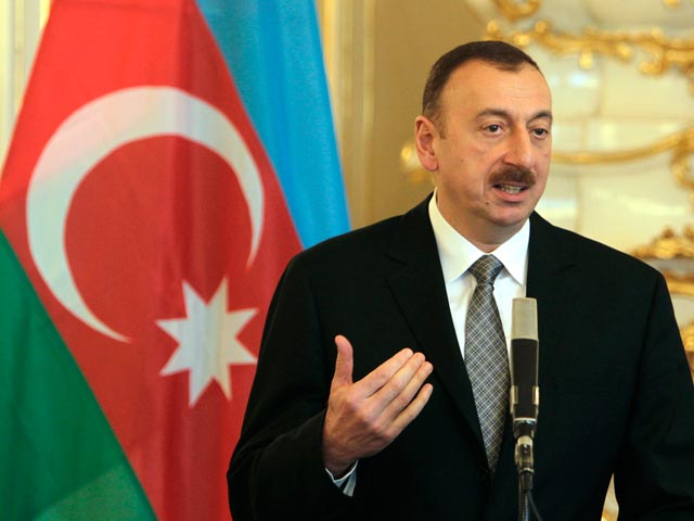 Конституционный суд Азербайджана в субботу официально объявил Ильхама Алиева президентом республики на предстоящие пять лет