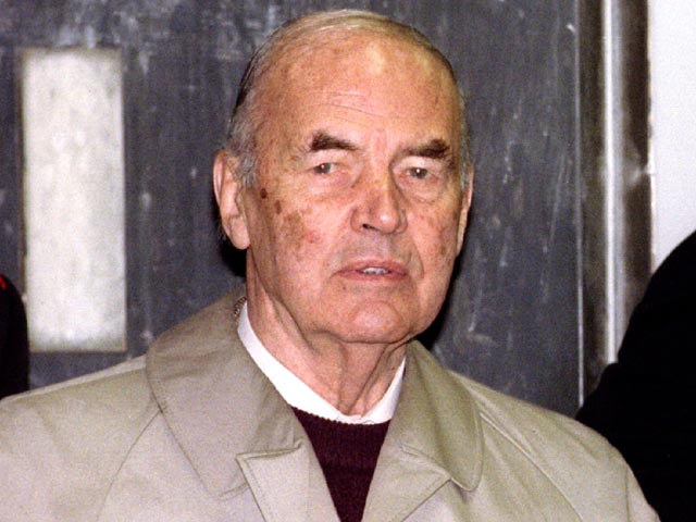 Достигнуто согласие на захоронение в Италии гроба с телом нацистского преступника Эриха Прибке, скончавшегося 11 октября в Риме