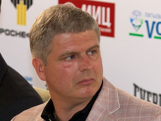 Председатель совета директоров ГК МИЦ Андрей Рябинский выкупил права на российского боксера Дениса Лебедева