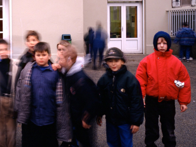 Более двухсот учащихся и преподавателей эвакуированы из школы в центре Москвы 
