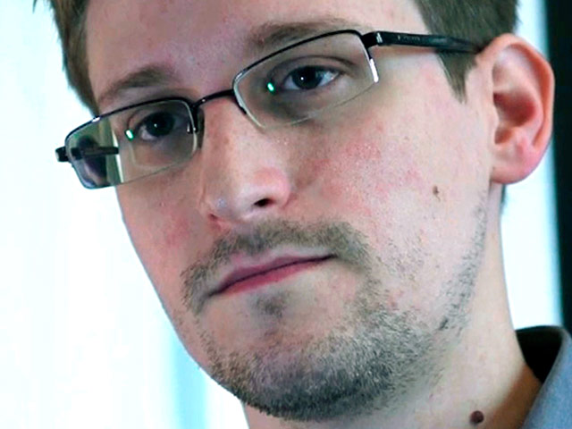Беглый экс-сотрудник ЦРУ США Эдвард Сноуден, которого временно приютила Россия, наконец, решил вопрос со своим трудоустройством в этой стране