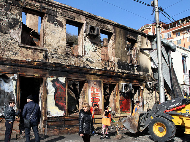 Следственный комитет РФ по Дагестану установил двух предполагаемых исполнителей взрывов в Махачкале, прогремевших в городе 30 октября