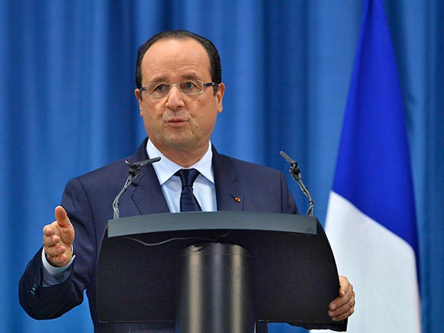 Президент Франции Франсуа Олланд приказал приложить все усилия для того, чтобы найти и наказать причастных к убийству двух французских журналистов, совершенному в Мали близ города Кидаль