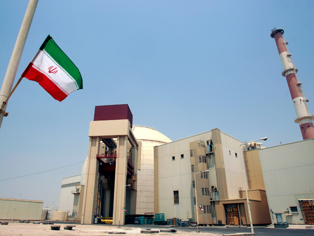 Пока мир тревожится по поводу атомной программы Ирана, прежде него новой ядерной державой может стать Саудовская Аравия
