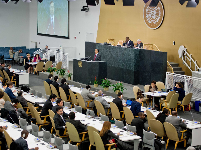 Бразилия и Германия официально представили в ООН проект резолюции Генеральной Ассамблеи, призывающий положить конец электронному шпионажу и распространить на интернет право на невмешательство в частную жизнь