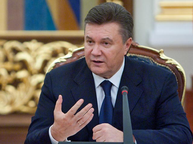 Янукович подписал закон "О внесении изменений в Налоговый кодекс по учету и регистрации налогоплательщиков и совершенствования некоторых положений"