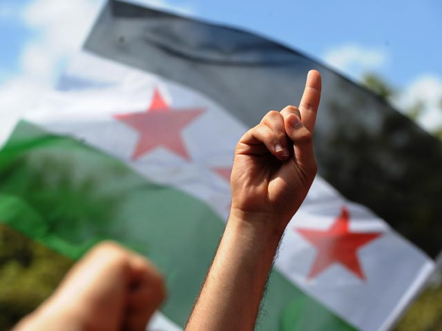 Сирийская оппозиция собралась в Стамбуле, чтобы решить судьбу мирной конференции 