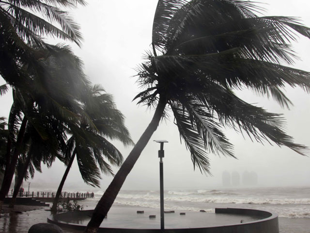 В Китае объявлен высший уровень опасности из-за тайфуна "Хайян" 