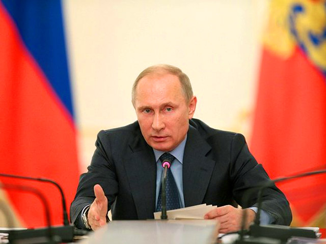 Президент РФ Владимир Путин заявил о необходимости корректировать законодательство в налоговой сфере