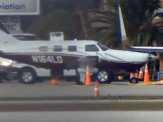 В американском штате Флорида пассажир одномоторного самолета Piper PA-46 выпал в океан