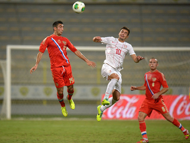 Футболисты сборных России и Сербии разошлись миром в товарищеском матче, который состоялся в пятницу в Дубае