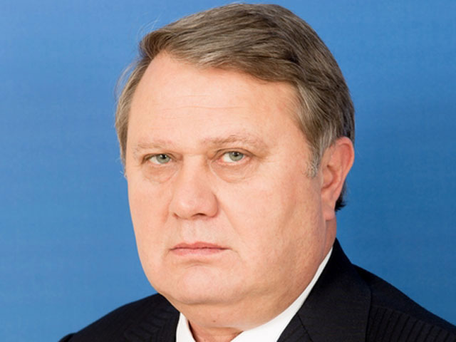 Сенатора Коровникова уговаривают уйти из СФ из-за дела о взятке