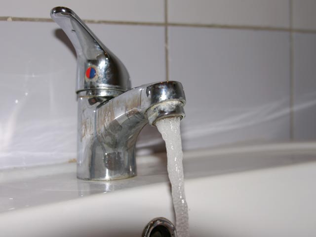 В Инзе Ульяновской области более 100 человек отравились водой из водопровода