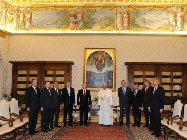 Встреча президента РФ и главы Ватикана будет содействовать разрешению международных проблем, надеются в РПЦ