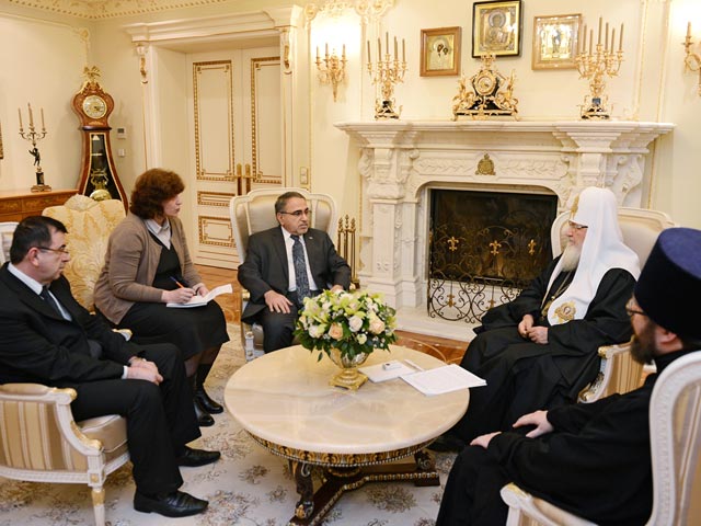 Патриарх Московский и всея Руси Кирилл встретился накануне в Москве с послом Ирака в России Исмаилом Шафиком Мухсином
