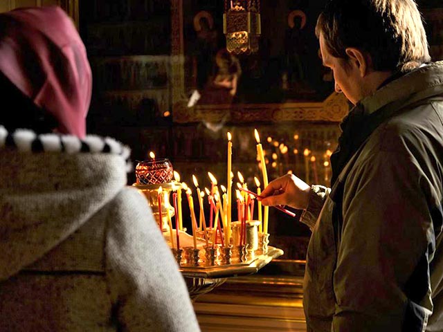 В четверг для верующих Русской православной церкви наступило время Рождественского поста - одного из четырех многодневных постов в календаре РПЦ. Он продлится 40 дней - до 6 января 2014 года включительно