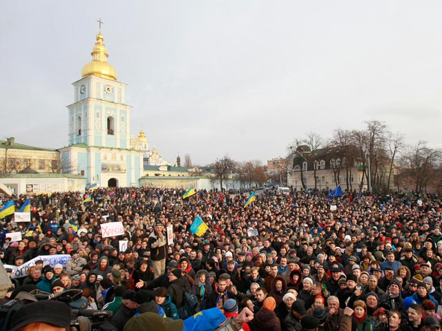 Украинская оппозиция требует досрочных выборов, готовит забастовку и коллапс Рады Украинская оппозиция требует досрочных выборов, готовит забастовку и коллапс Рады