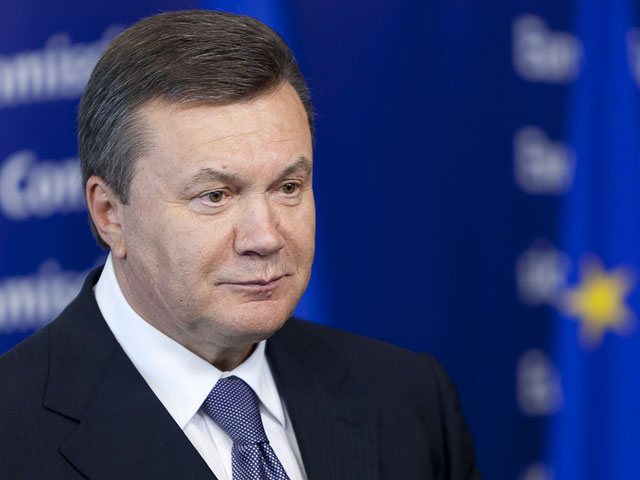 Янукович попросил Баррозу принять делегацию из Украины, чтобы обсудить некоторые аспекты Соглашения об ассоциации, в частности, глубокую и всеобъемлющую зону свободной торговли