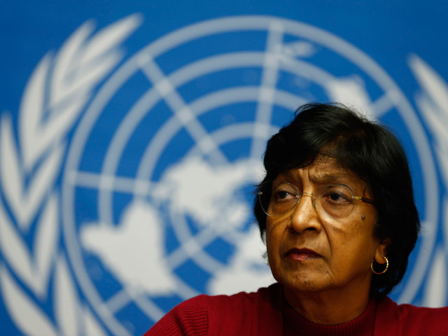 Верховный комиссар ООН по правам человека Нави Пиллай заявила о наличии внушительных доказательств того, что его администрация несет ответственность за военные преступления на территории страны