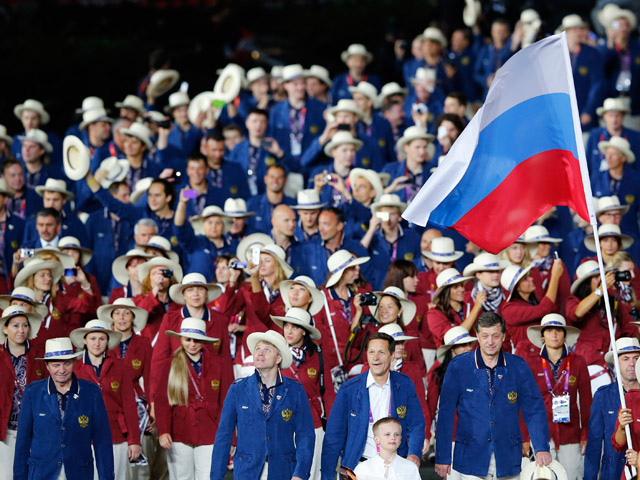 Министр спорта Виталий Мутко сообщил, что знаменосец российской команды, который понесет отечественный триколор 7 февраля на церемонии открытия Игр в Сочи, еще не определен