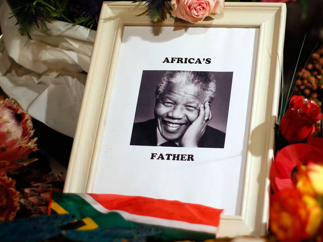 Умер национальный герой ЮАР Нельсон Мандела