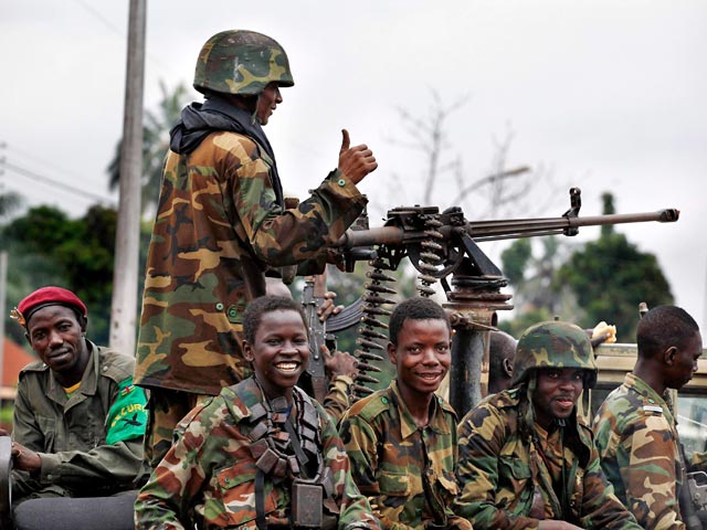 В Центрально-африканской республике (ЦАР) продолжаются столкновения между сторонниками и противниками самопровозглашенного президента Мишеля Джотодии